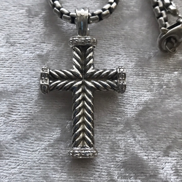 David Yurman Other - David yurman chevron cross w/diamonds and chain